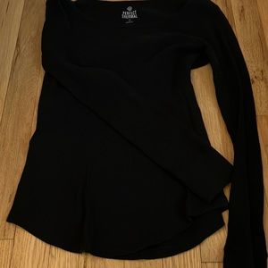 Perfect Thermal black rubbed long sleeve tee size medium!